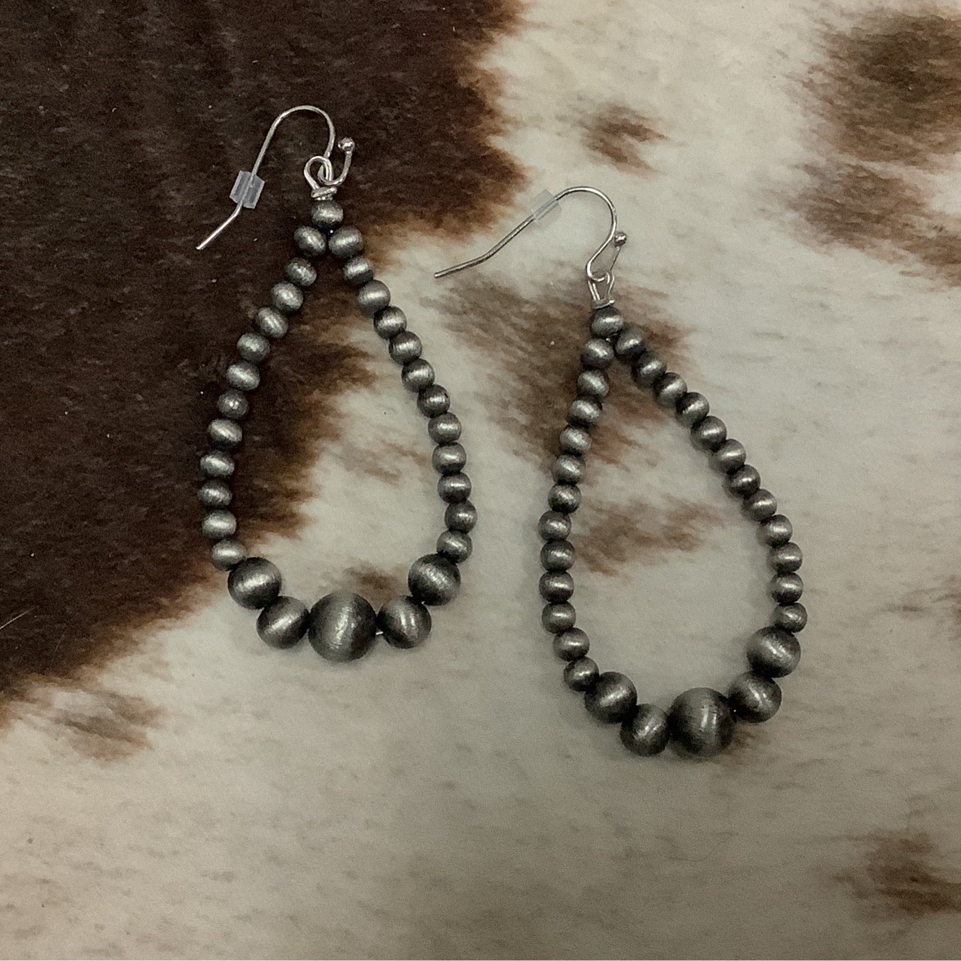 Navajo pearl deals hoop earrings